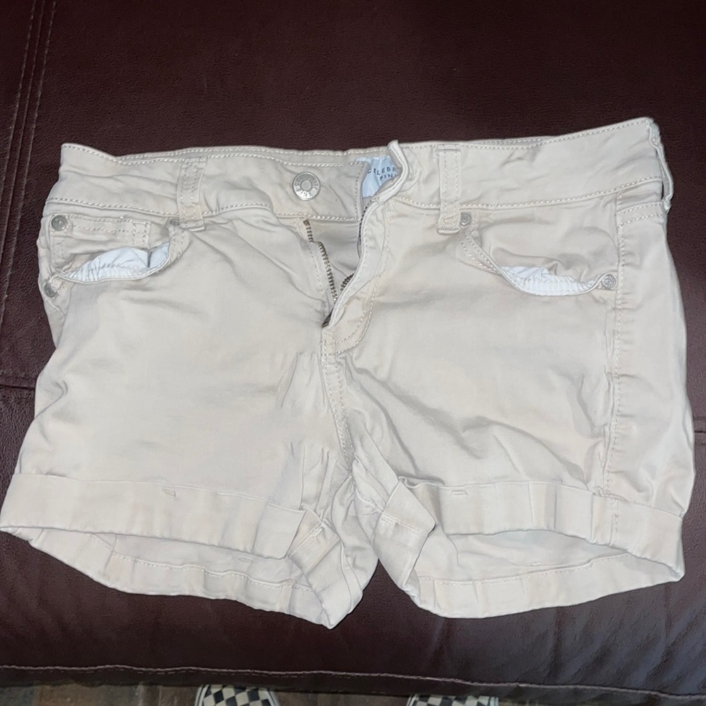 Lightly worn Celebrity Pink Khaki Shorts. Size 7/28